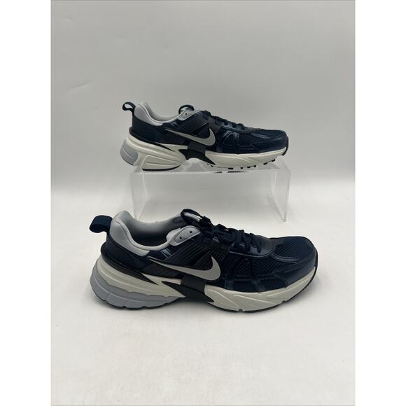 Mens Sz 11 Nike V2K Run Obsidian Thunder Blue White Running Sneakers HJ4497 400 - Picture 1 of 6